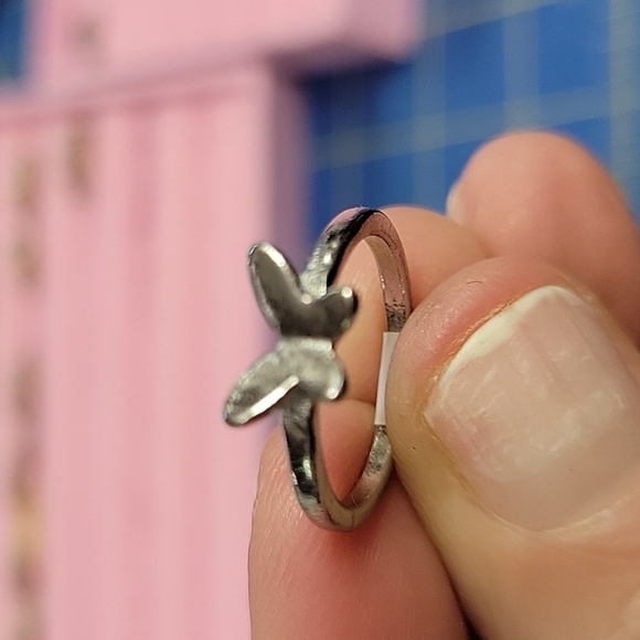 Butterfly Silver Tone Ring Size 5 - Picture 1 of 5